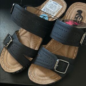 Size 6 comfort wedges